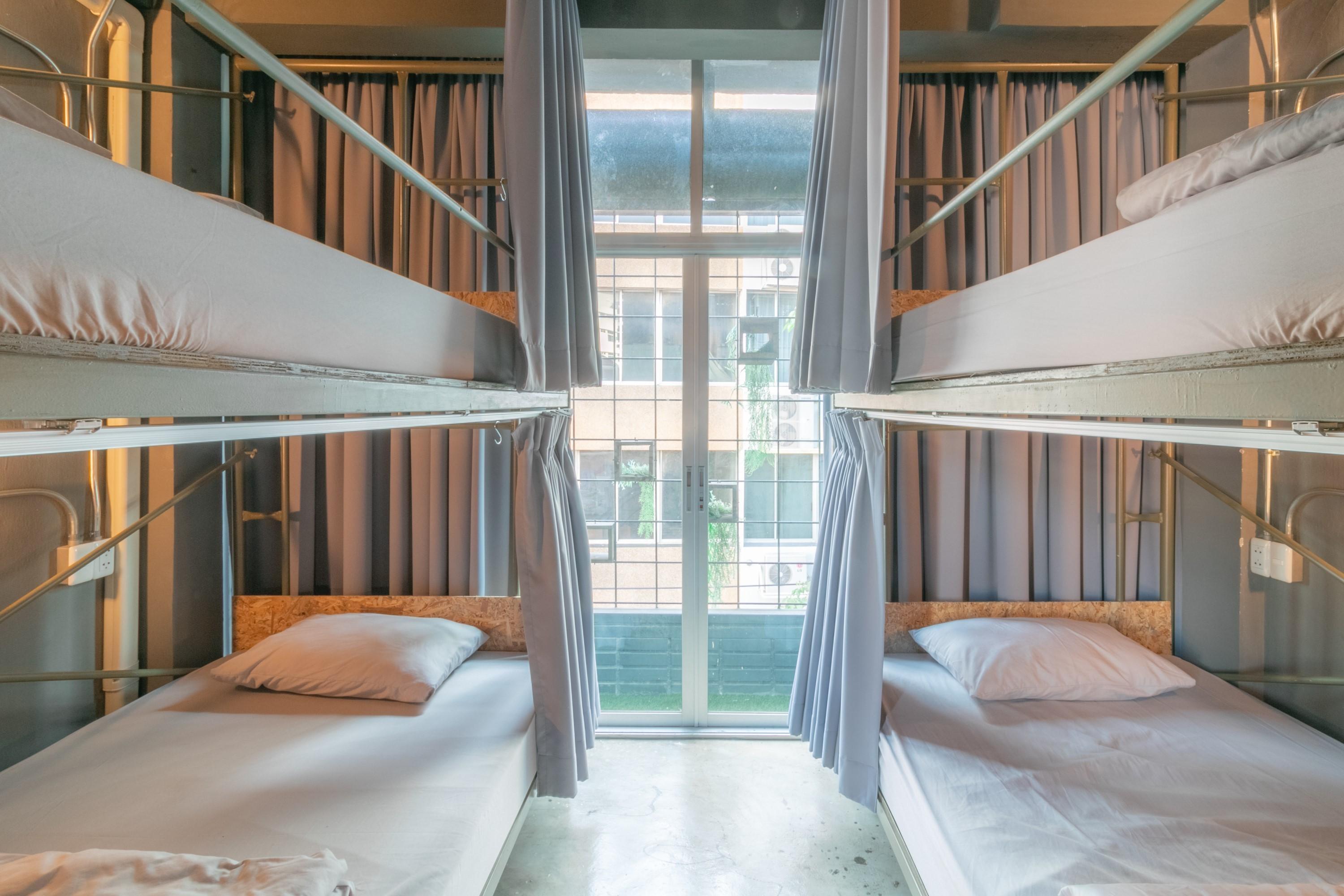 Zhelter'Bkk Hostel Bangkok Buitenkant foto