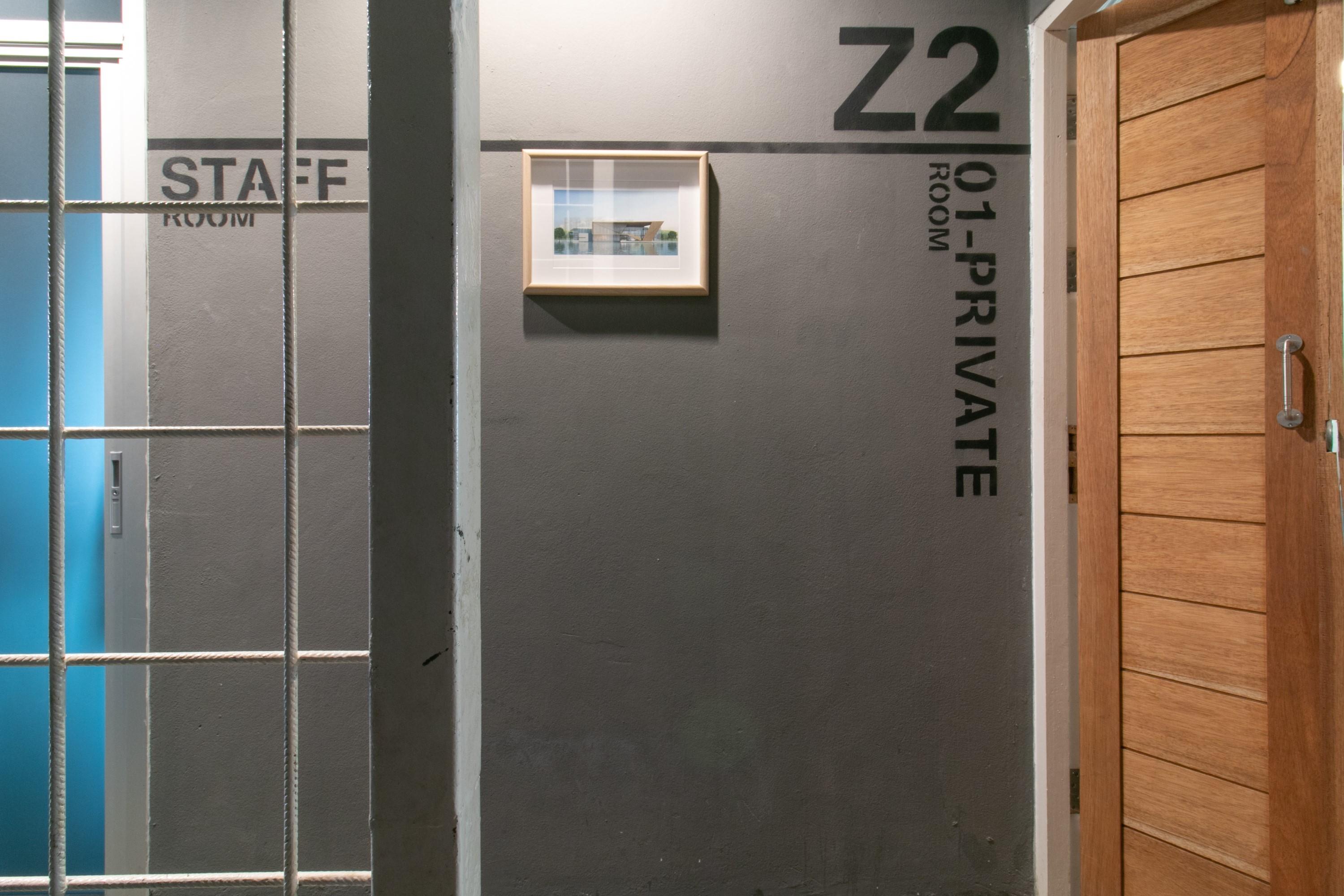 Zhelter'Bkk Hostel Bangkok Buitenkant foto