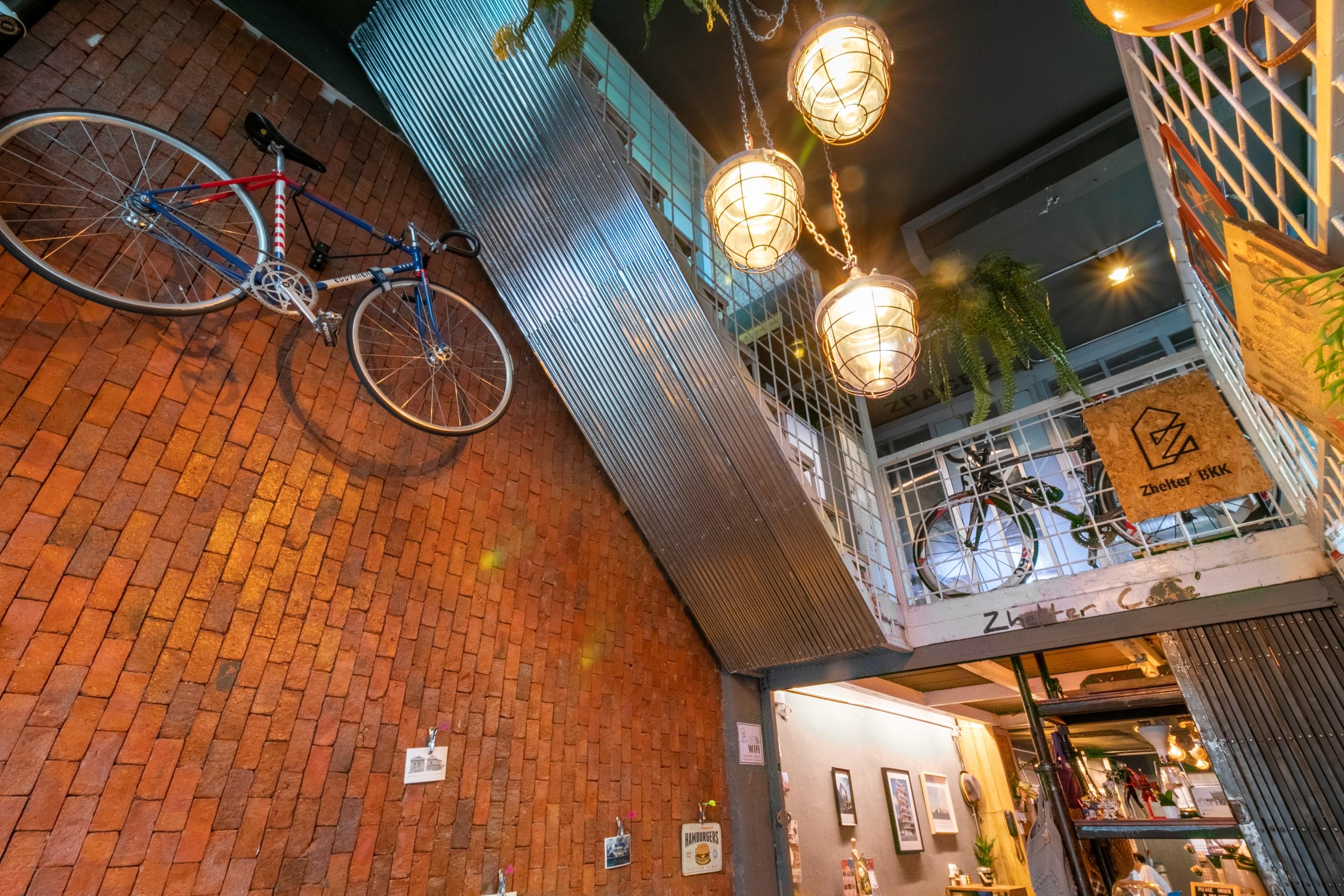 Zhelter'Bkk Hostel Bangkok Buitenkant foto